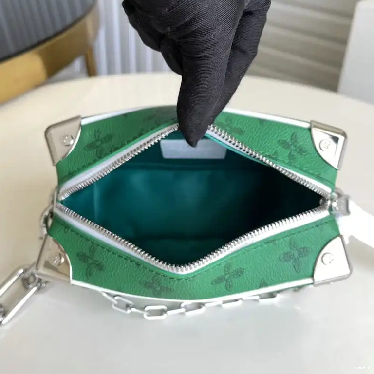 LV 2109YA0037 Bag 0621